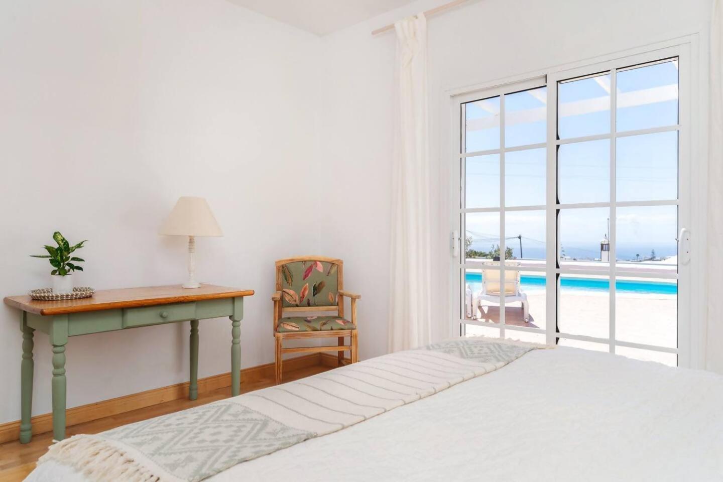 Amazing 3 Bedroom Ocean View With Pool Tias Exterior photo